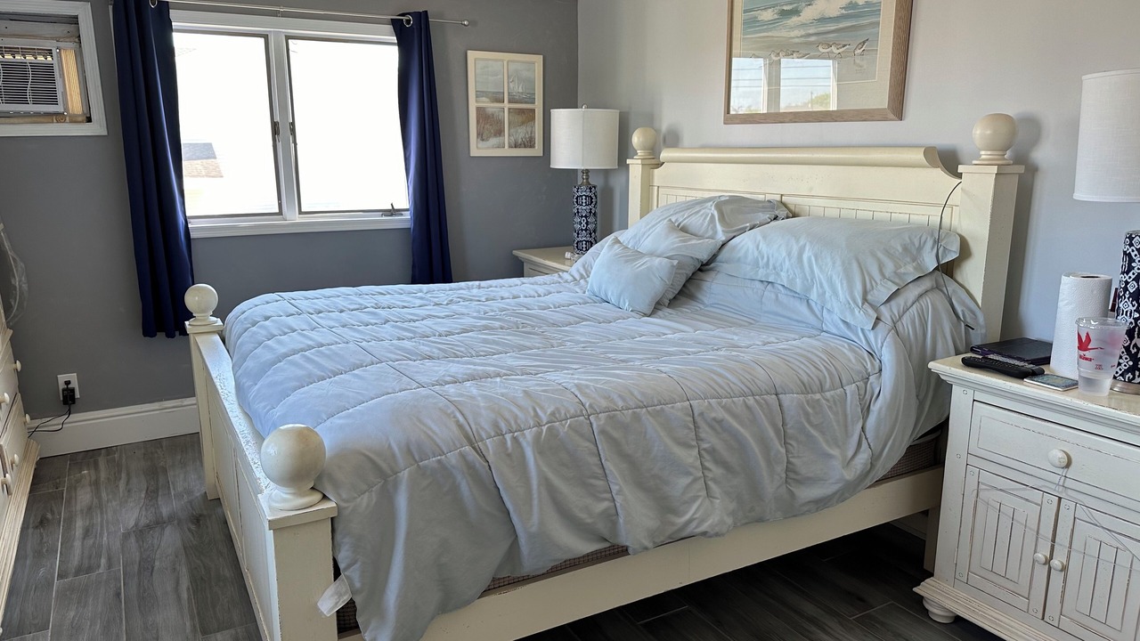 Photo of Bedroom in Ortley Beach