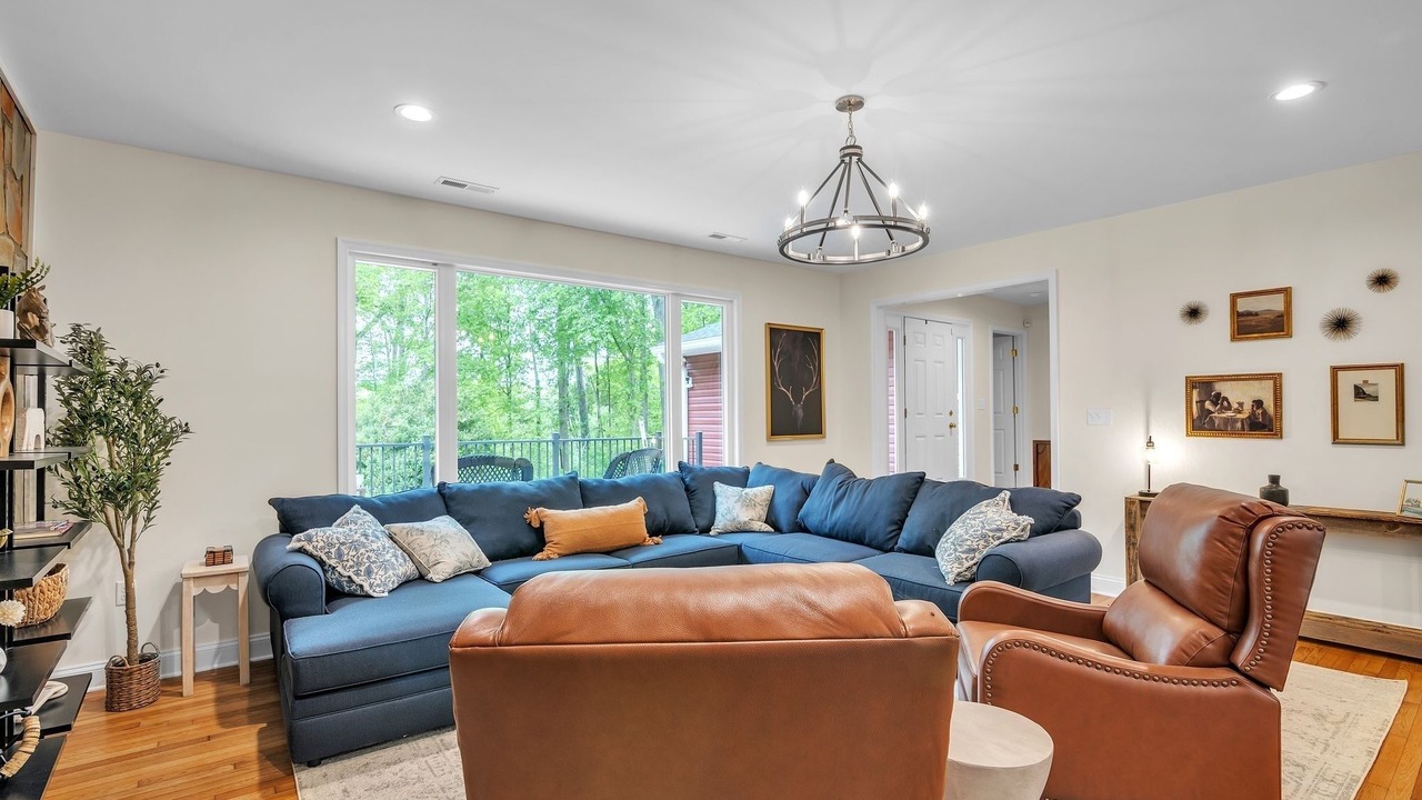 Photo of Bedroom in Orange