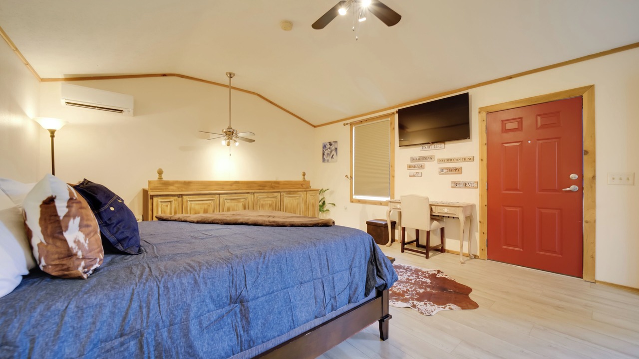 Photo of Bedroom in Newport