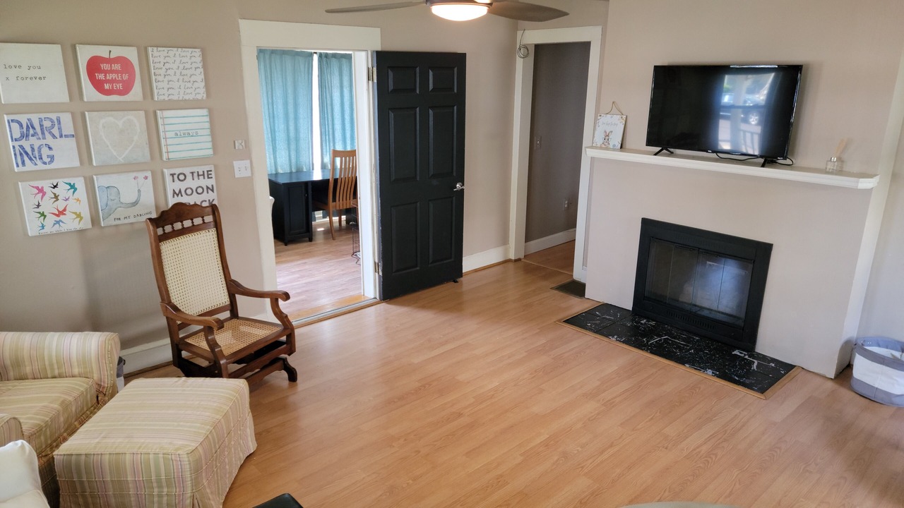 Photo of Livingroom in Bradley Beach
