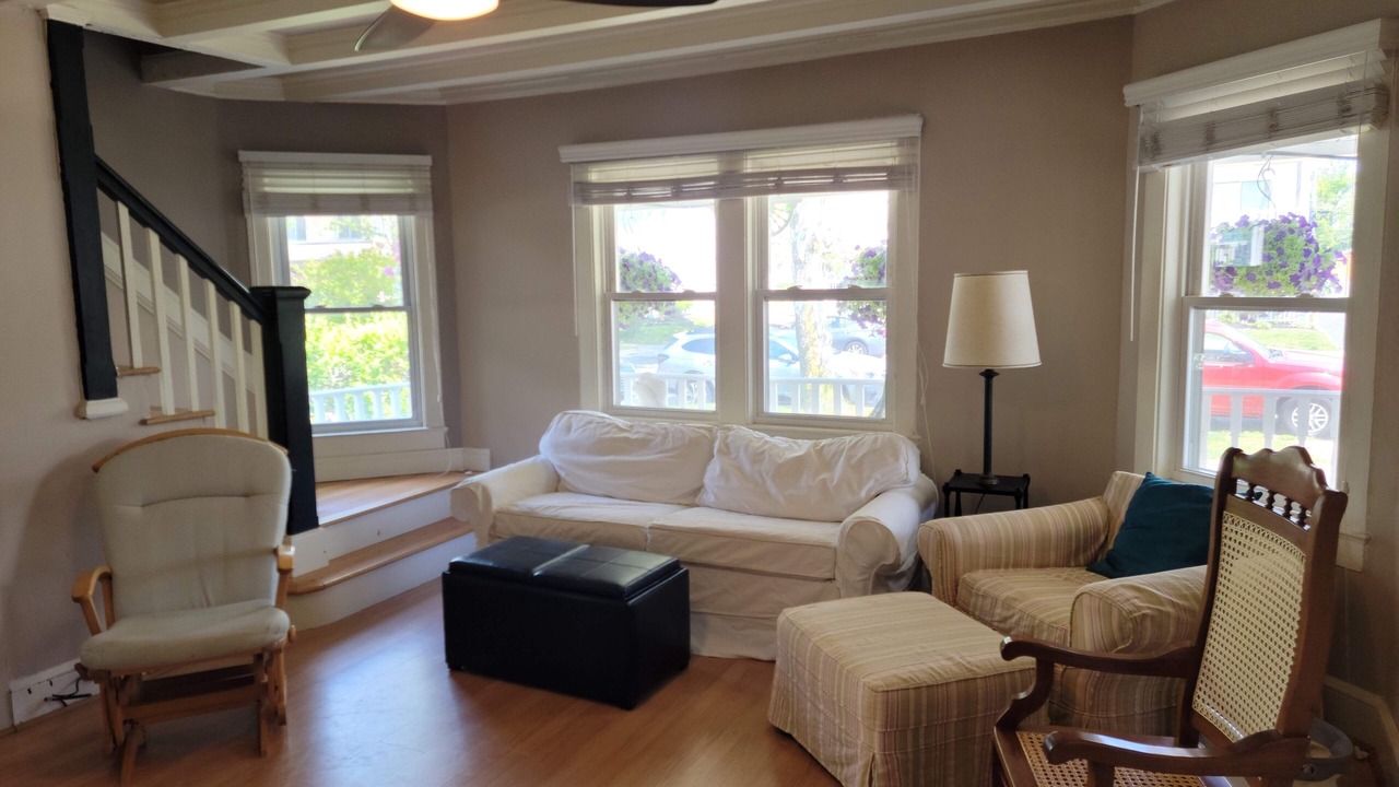 Photo of Livingroom in Bradley Beach