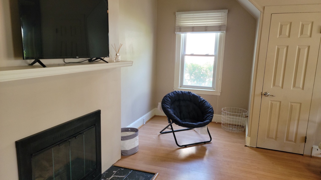 Photo of Livingroom in Bradley Beach
