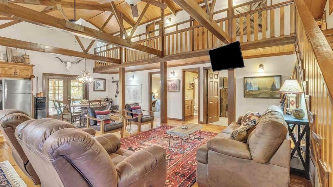Photo of Livingroom in Ponca City