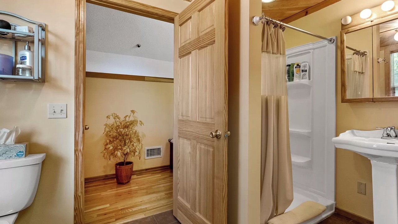 Photo of Bathroom in Butler