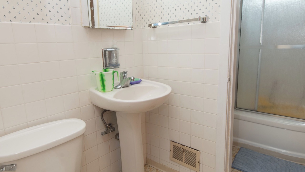 Photo of Bathroom in West Ridge