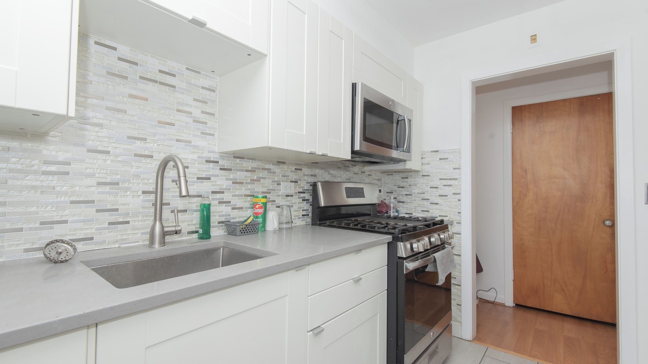 Photo of Kitchen in West Ridge