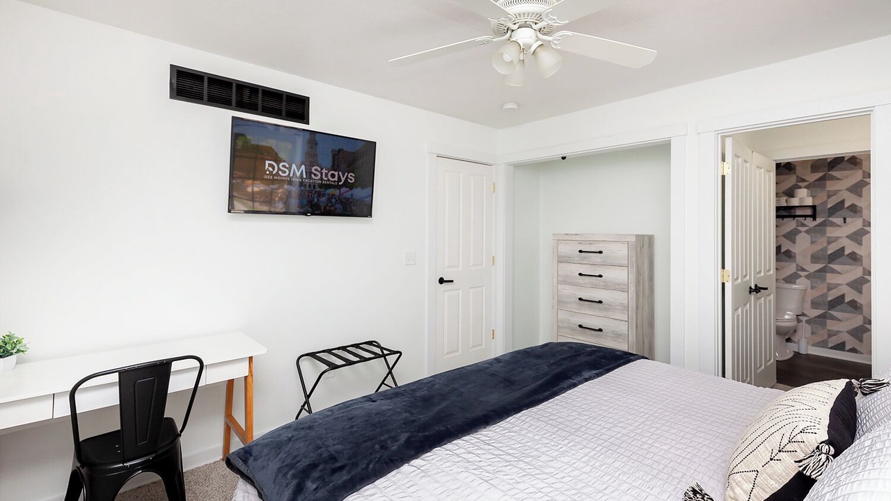 Photo of Bedroom in Des Moines