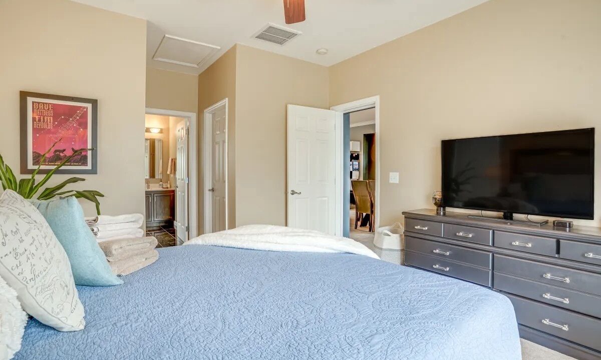 Photo of Bedroom in Louisa