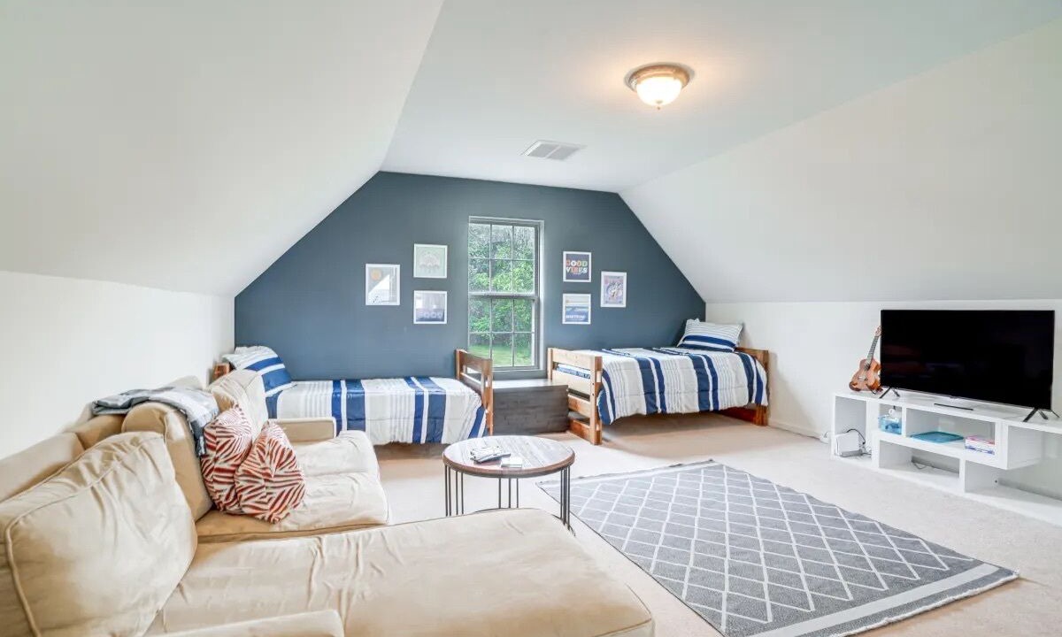 Photo of Bedroom in Louisa