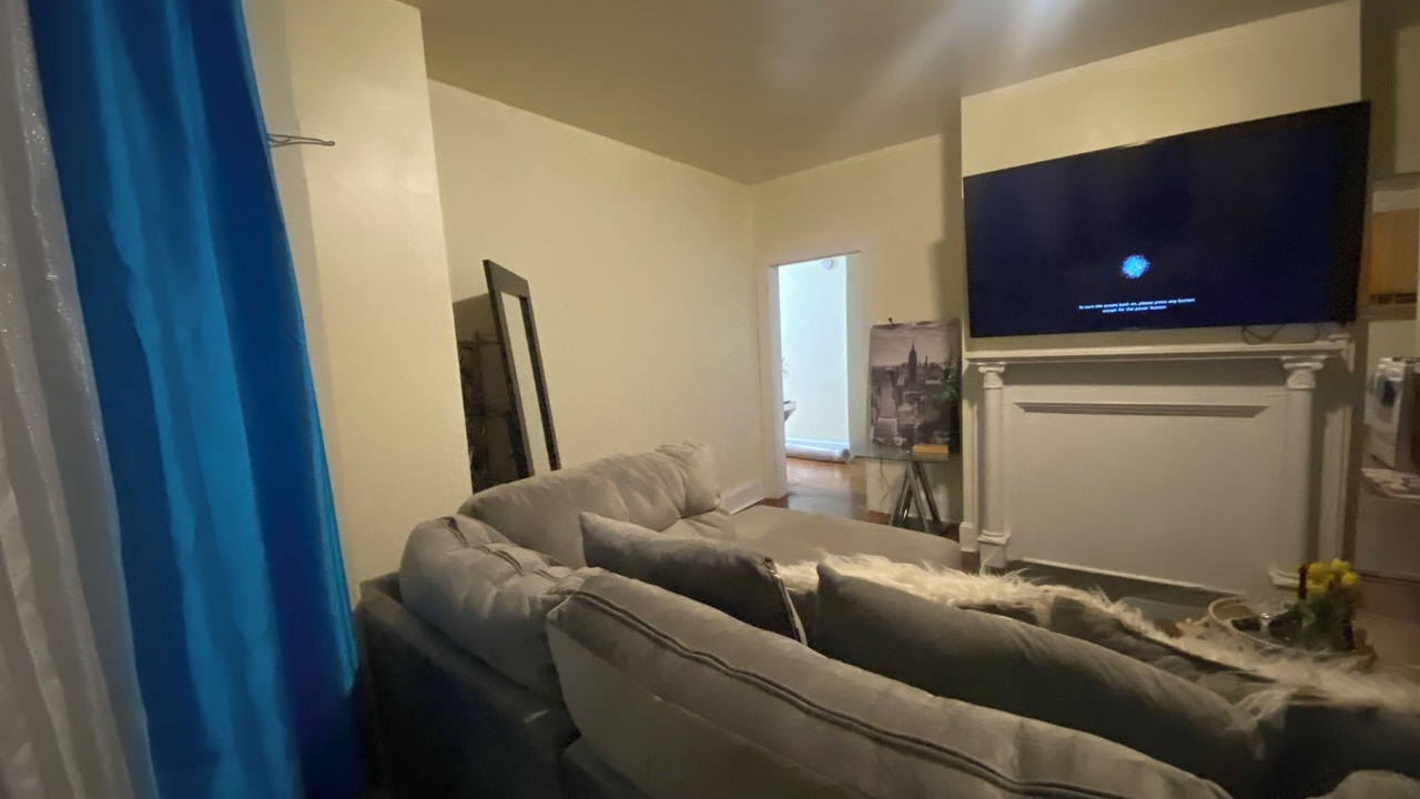 Photo of Livingroom in Pikesville
