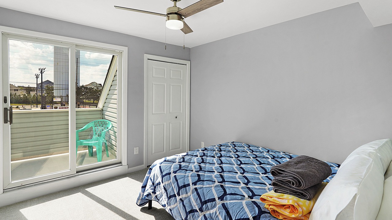 Photo of Bedroom in Ortley Beach