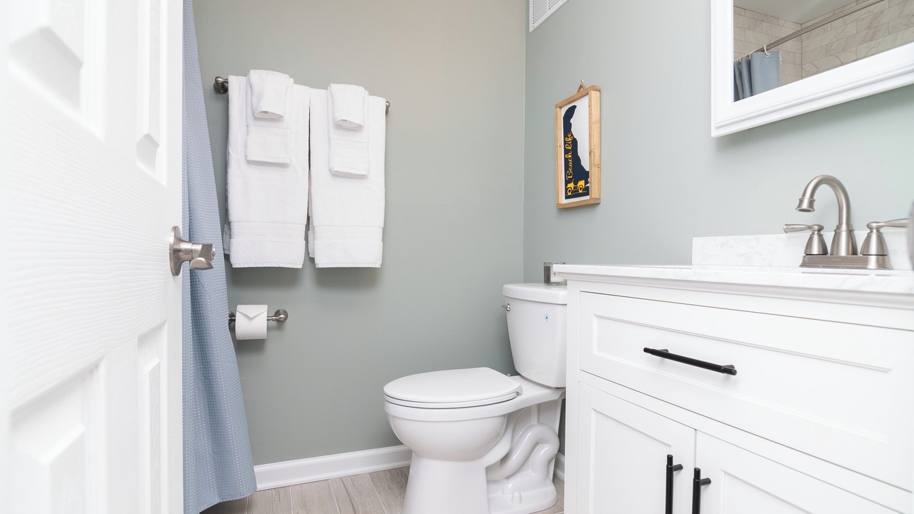 Photo of Bathroom in Dewey Beach
