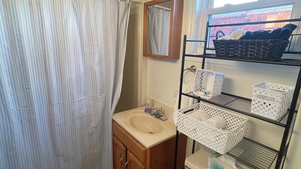 Photo of Bathroom in Nauvoo
