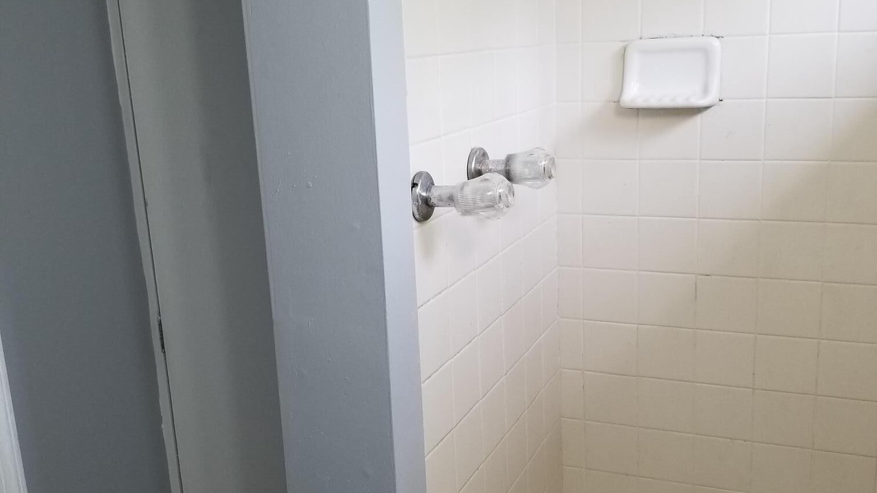 Photo of Bathroom in Lochearn