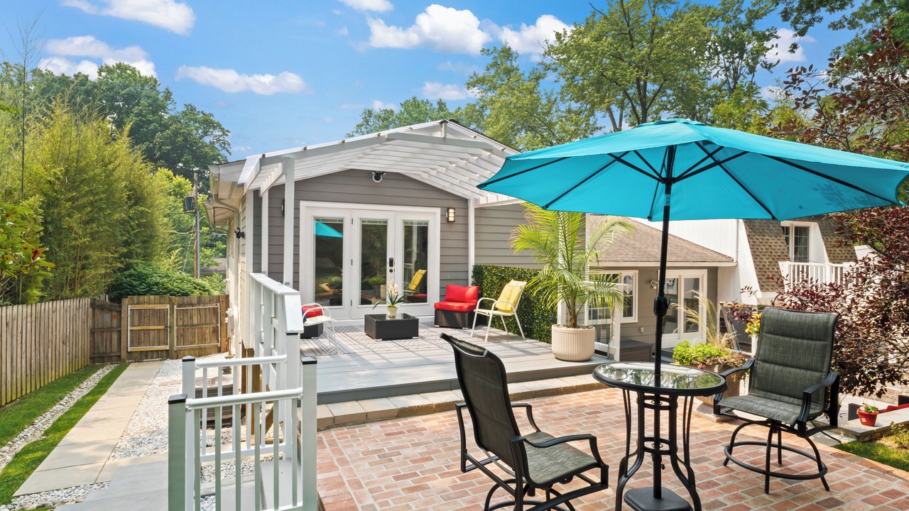 Photo of Patio Balcony in West Springfield