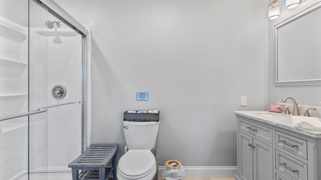 Photo of Bathroom in Monroe City