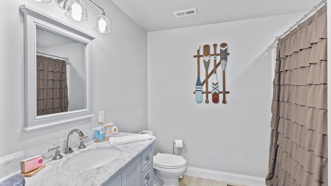 Photo of Bathroom in Monroe City
