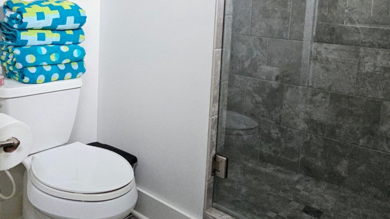 Photo of Bathroom in College Grove
