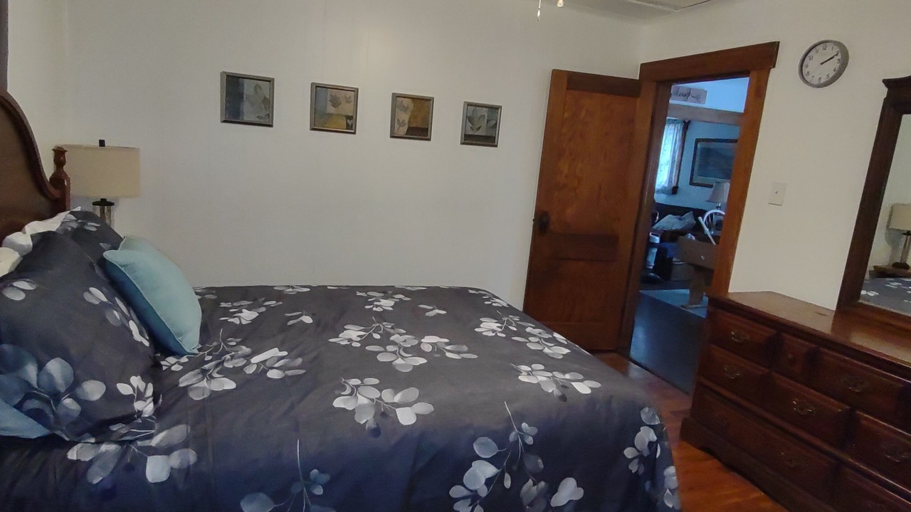 Photo of Bedroom in Trenton