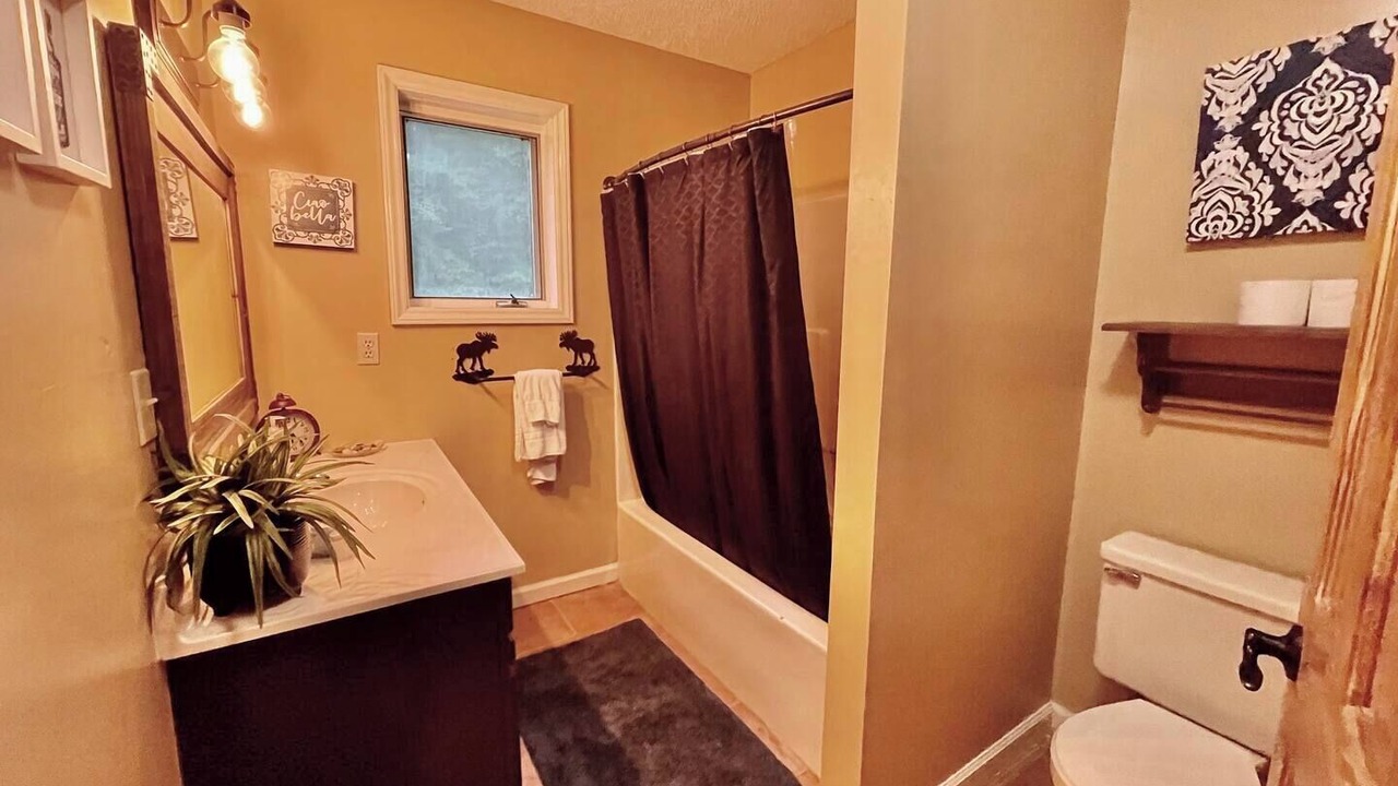 Photo of Bathroom in Charter Hills