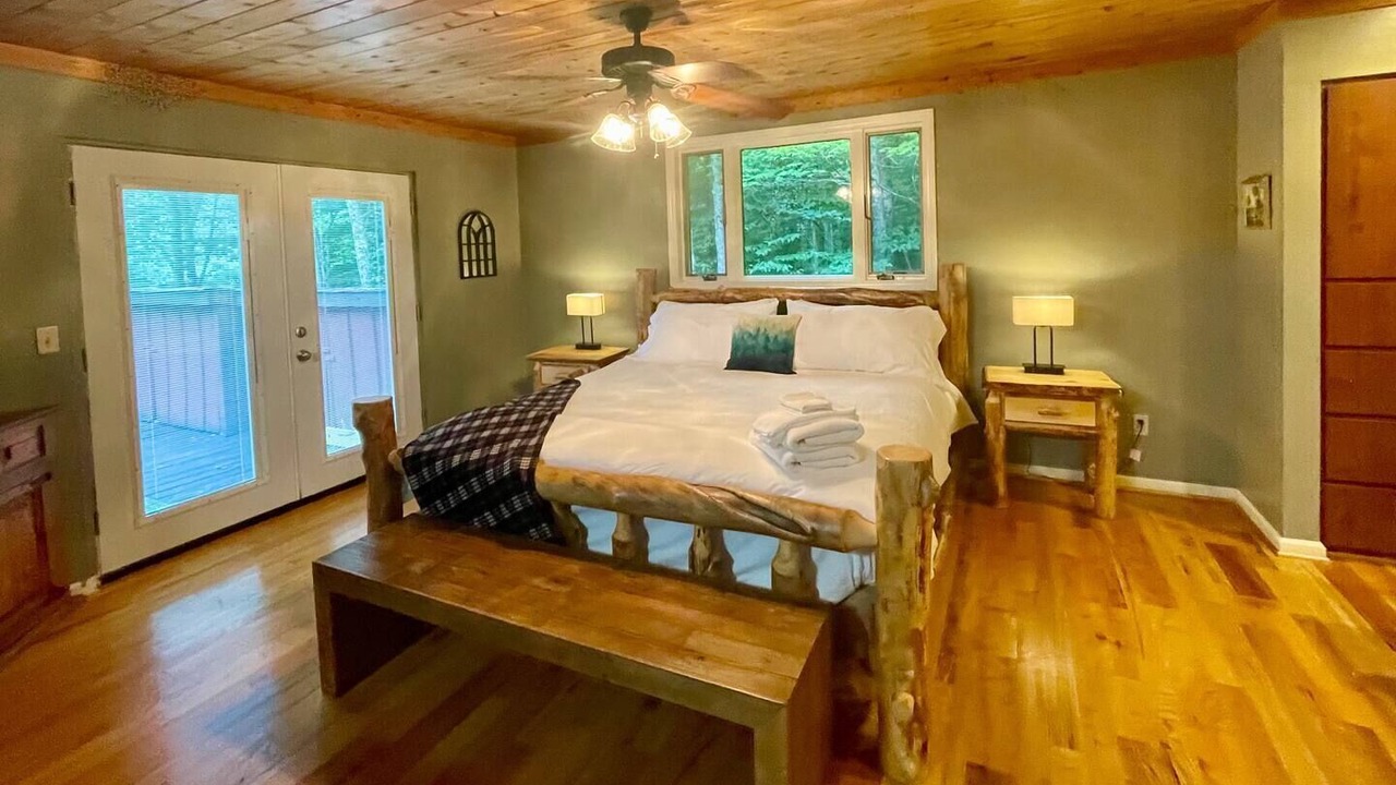 Photo of Bedroom in Charter Hills