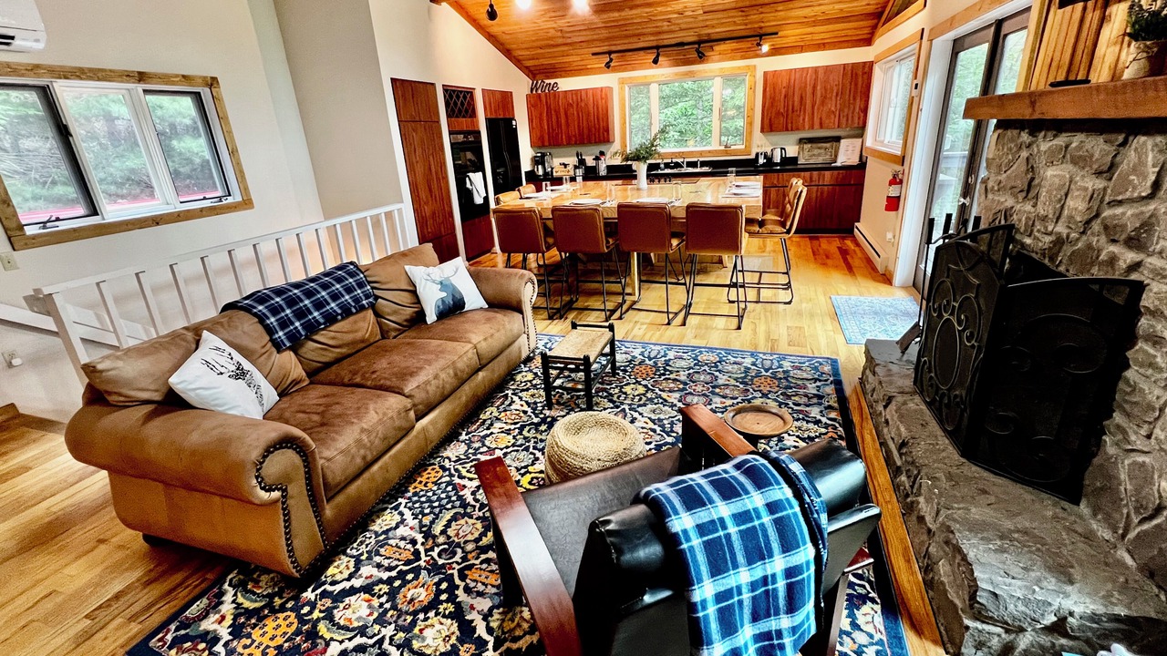 Photo of Livingroom in Charter Hills