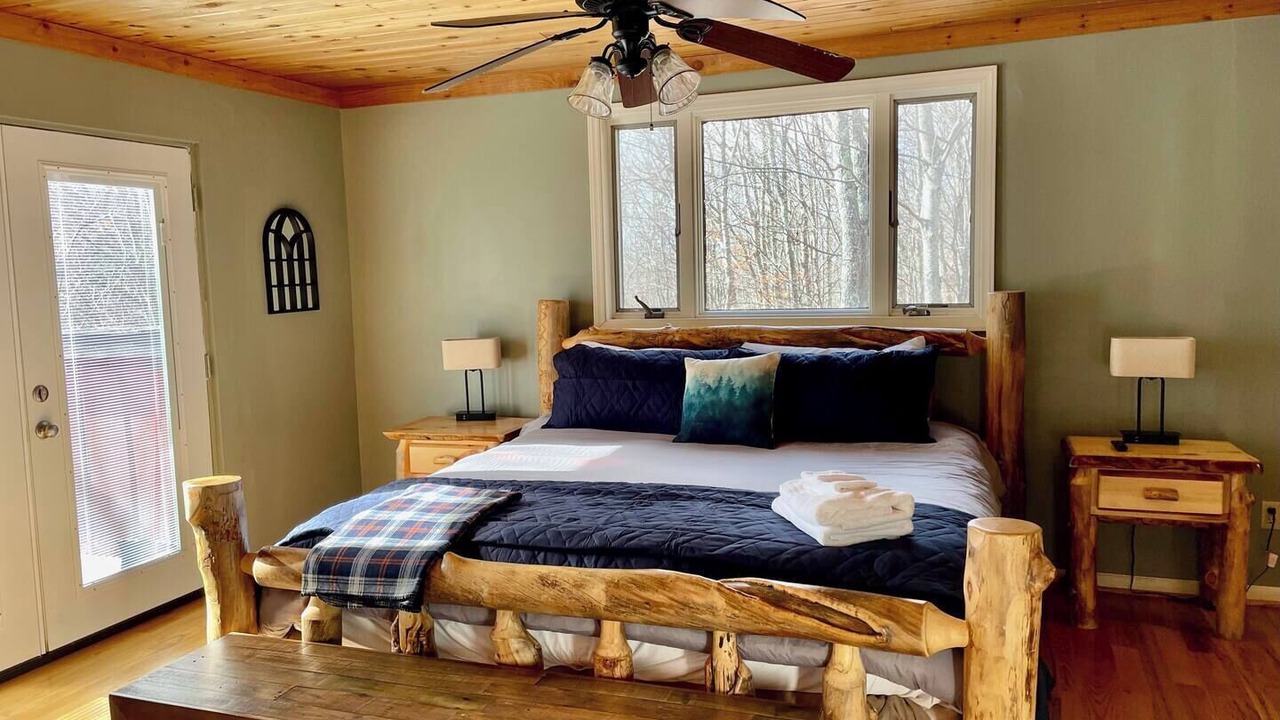Photo of Bedroom in Charter Hills