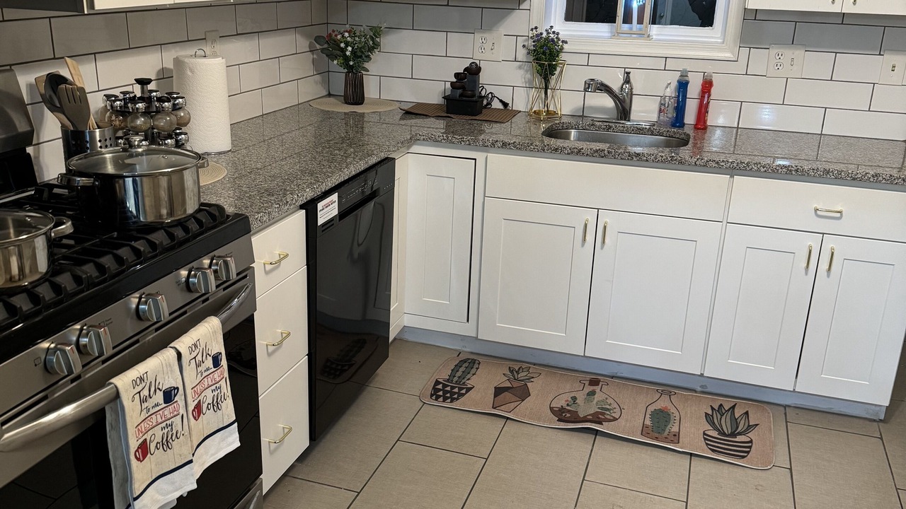 Photo of Kitchen in Greektown