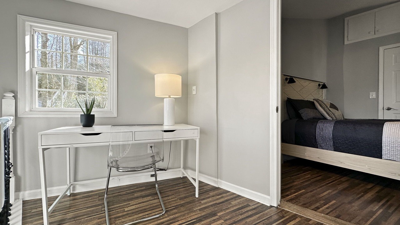 Photo of Bedroom in Mill Ridge