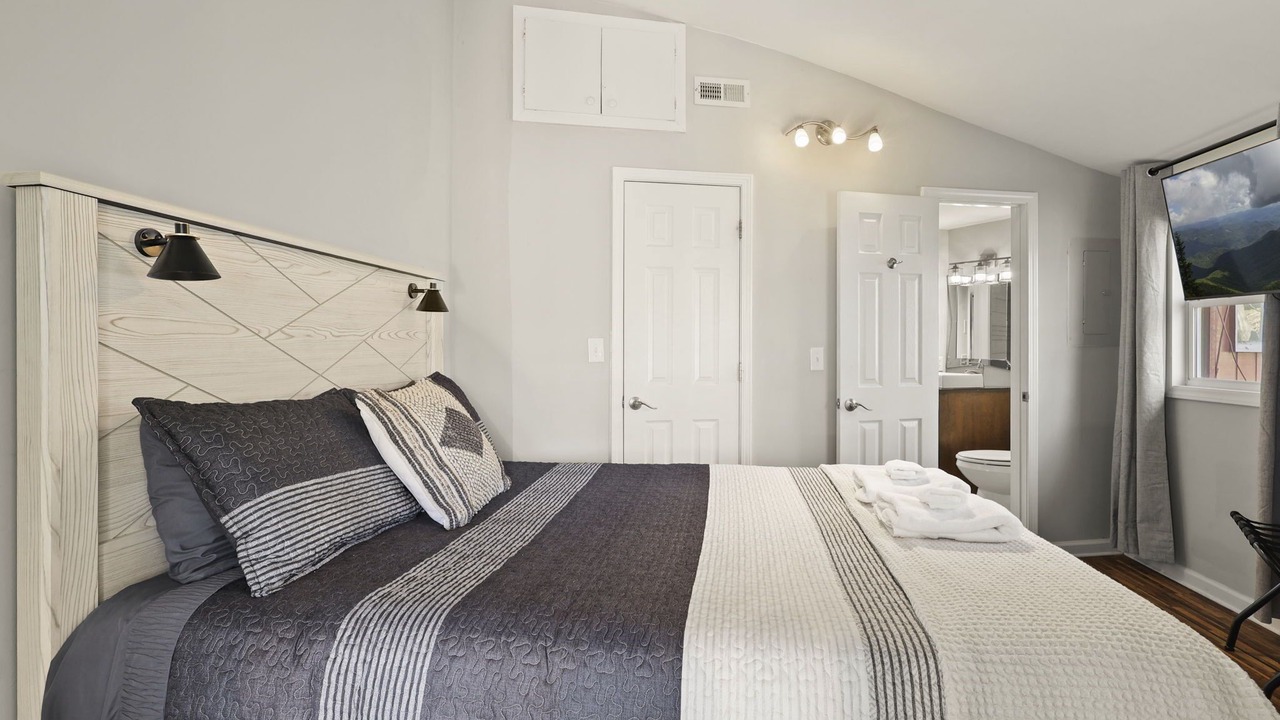 Photo of Bedroom in Mill Ridge