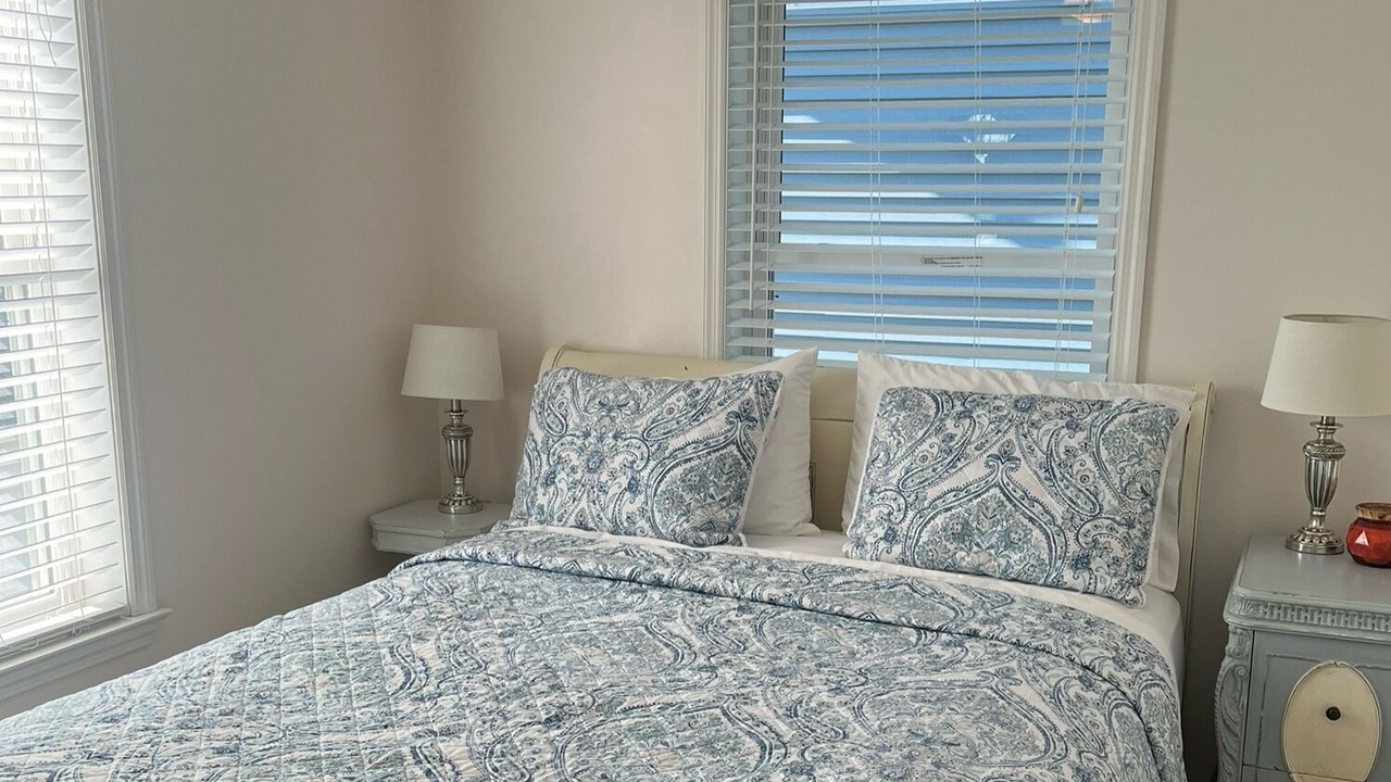 Photo of Bedroom in Ortley Beach