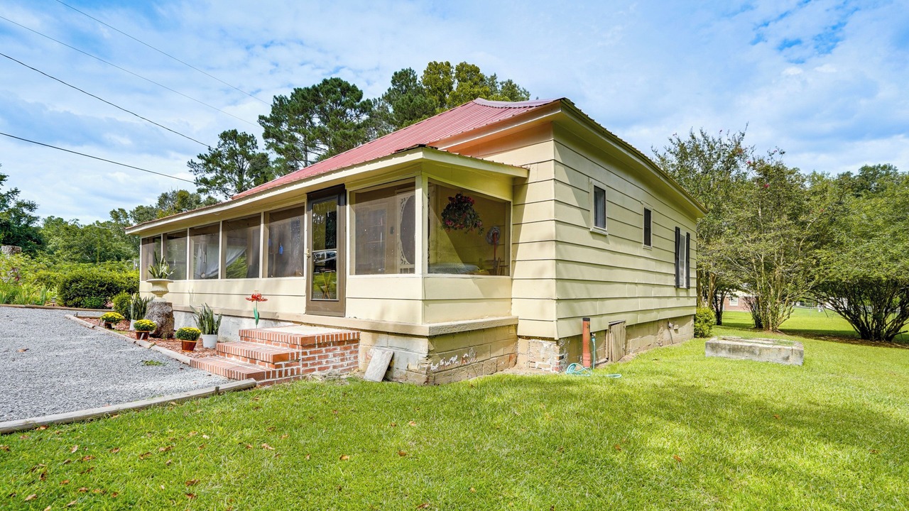 Photo of Outdoor in Lemon Springs