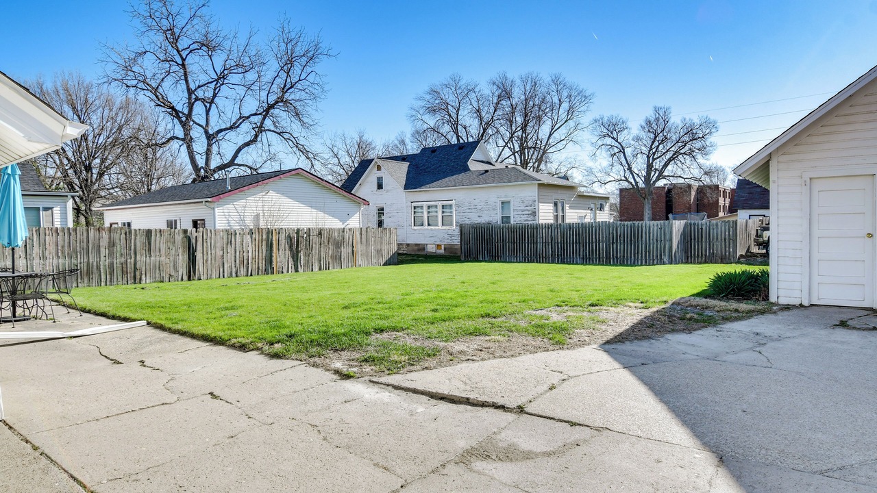 Photo of Outdoor in Winterset