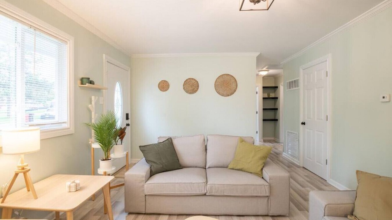 Photo of Livingroom in Peoria Heights