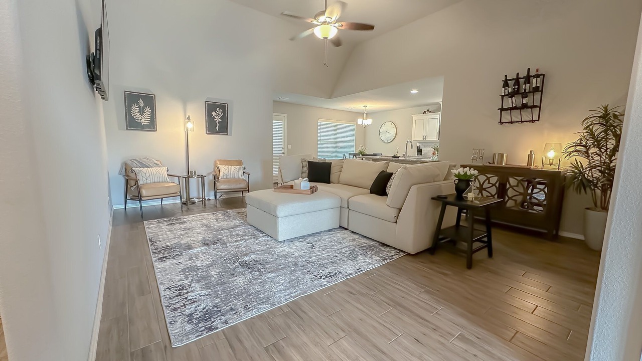 Photo of Livingroom in Owasso