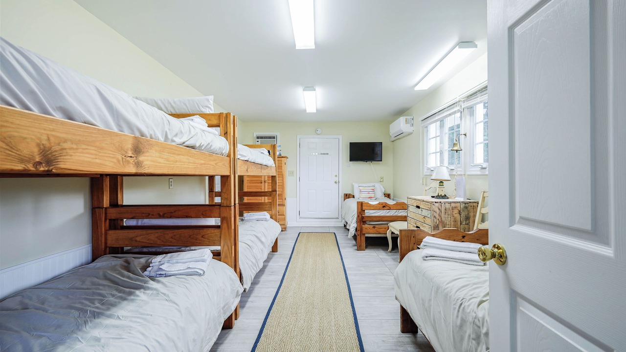 Photo of Bedroom in Taylors Island