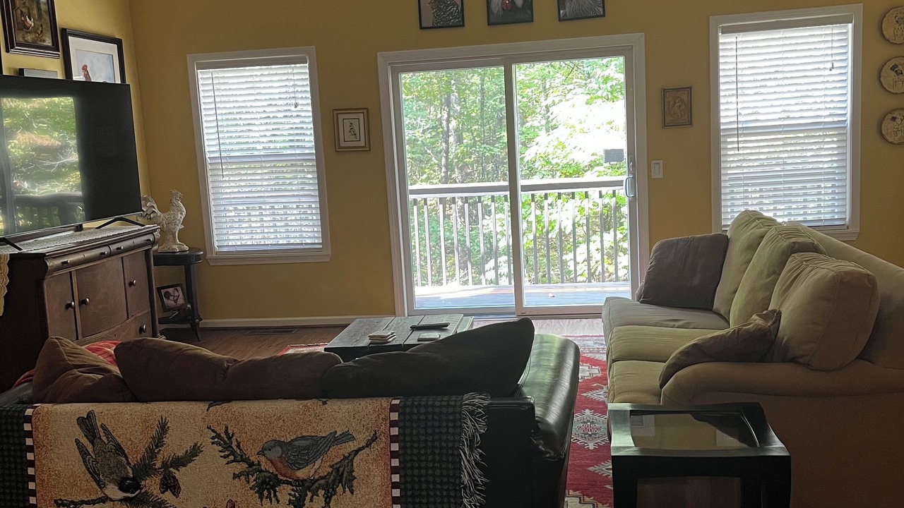 Photo of Livingroom in Cartersville