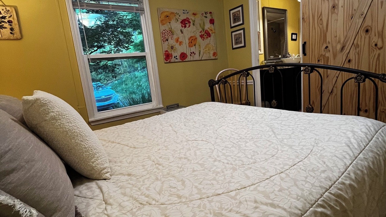 Photo of Bedroom in Cartersville