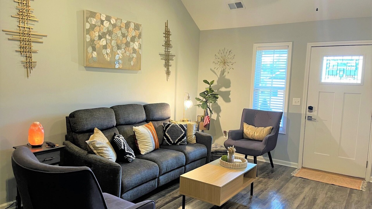 Photo of Livingroom in Sumter