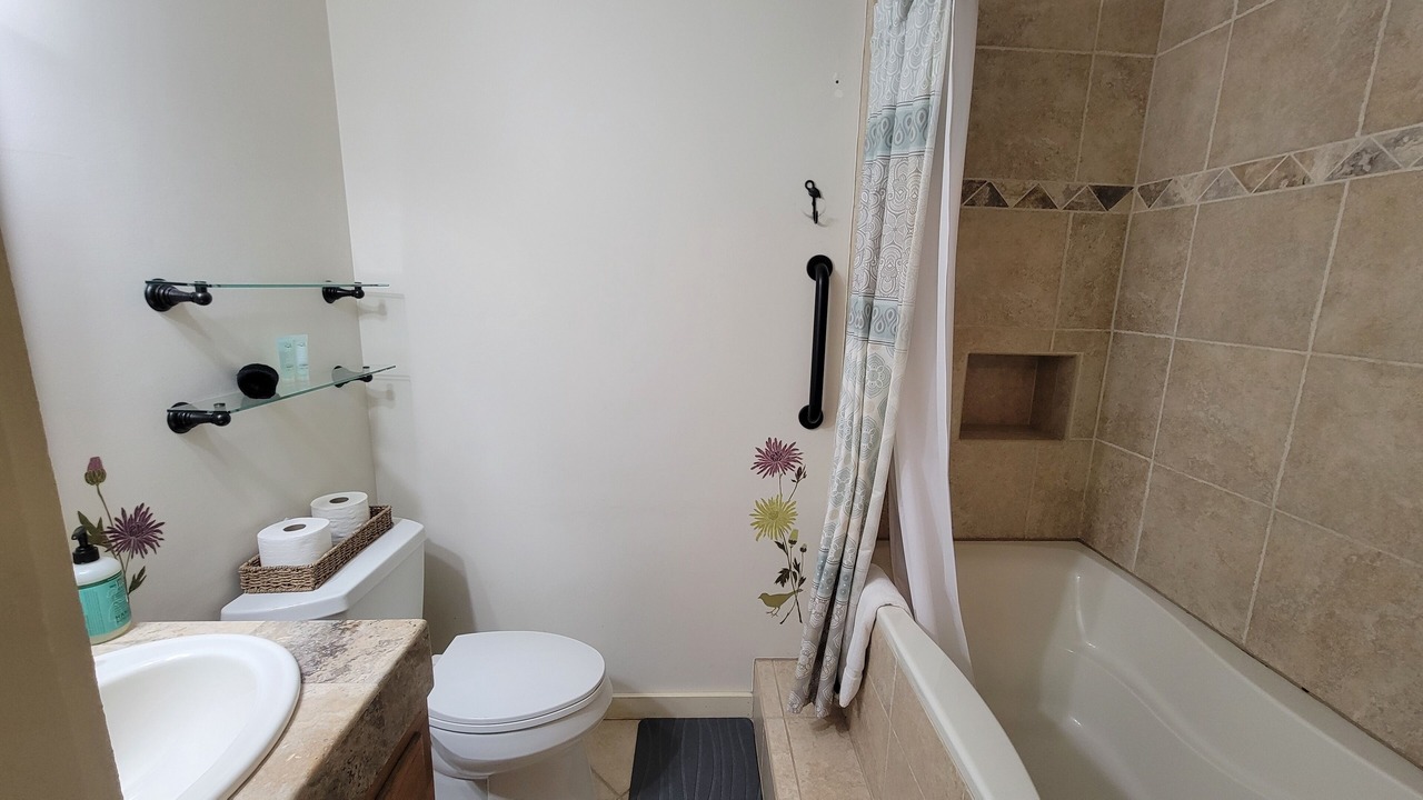 Photo of Bathroom in Seven Devils
