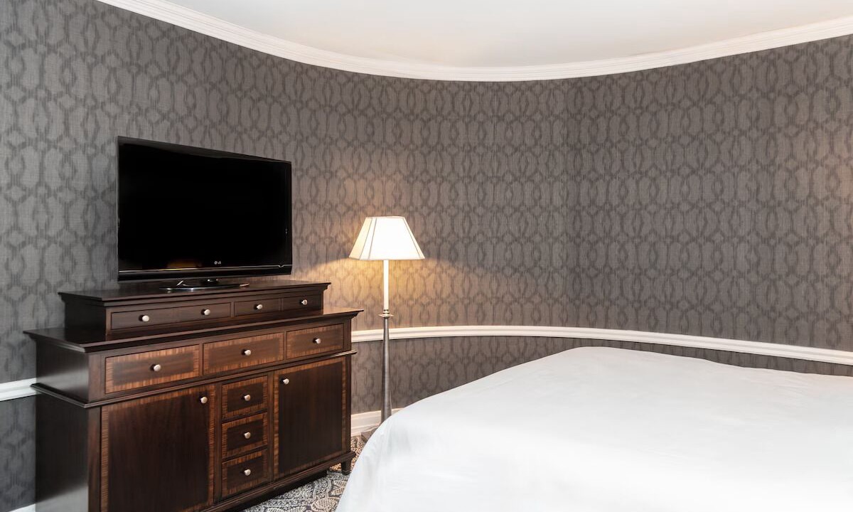 Photo of Bedroom in Historic District