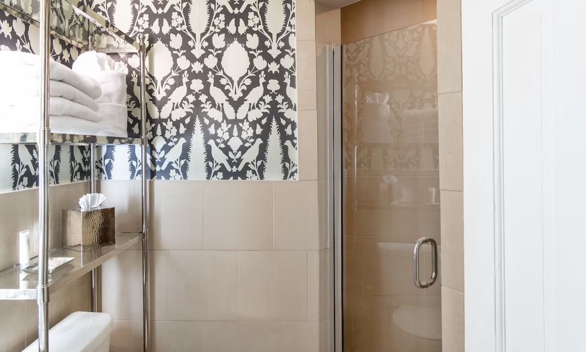 Photo of Bathroom in Historic District