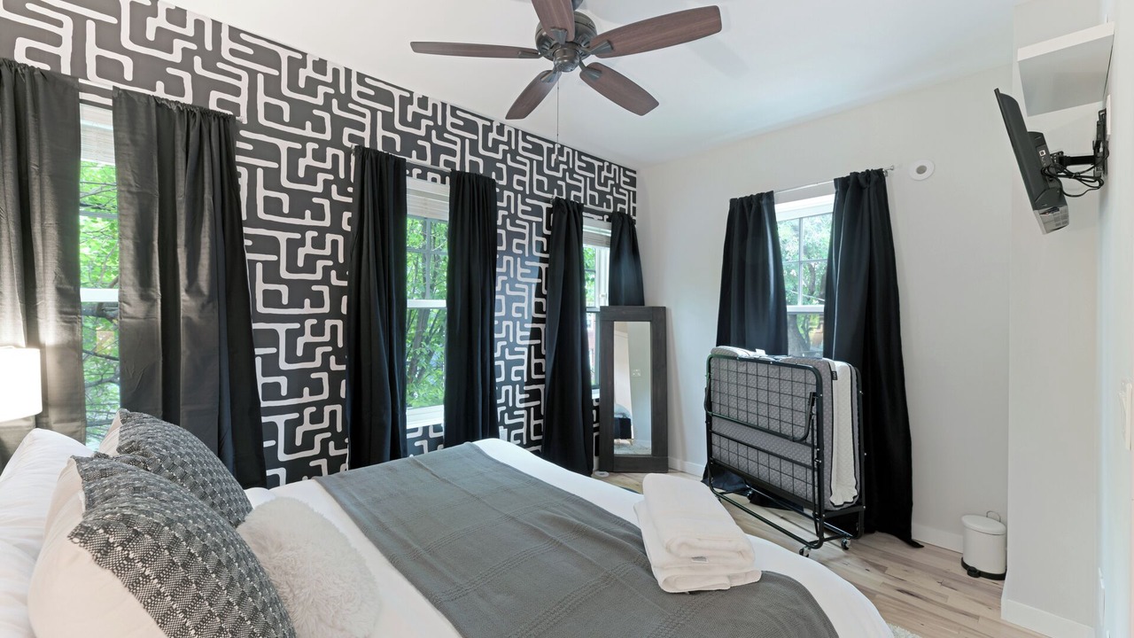 Photo of Bedroom in Southwest Quadrant