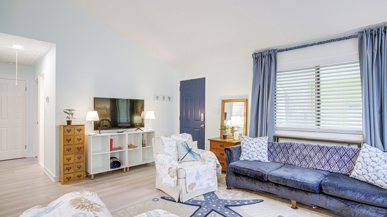 Photo of Livingroom in Ocean Pines