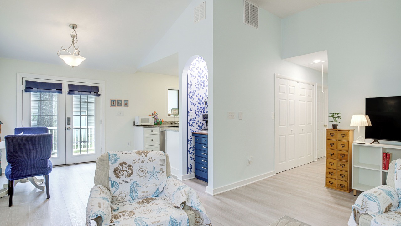 Photo of Livingroom in Ocean Pines
