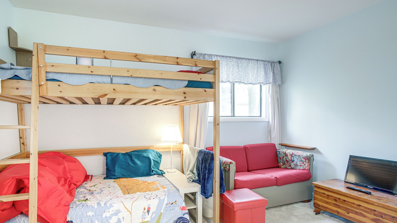 Photo of Bedroom in Ocean Pines