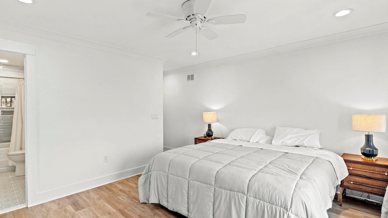 Photo of Bedroom in Seaside Heights