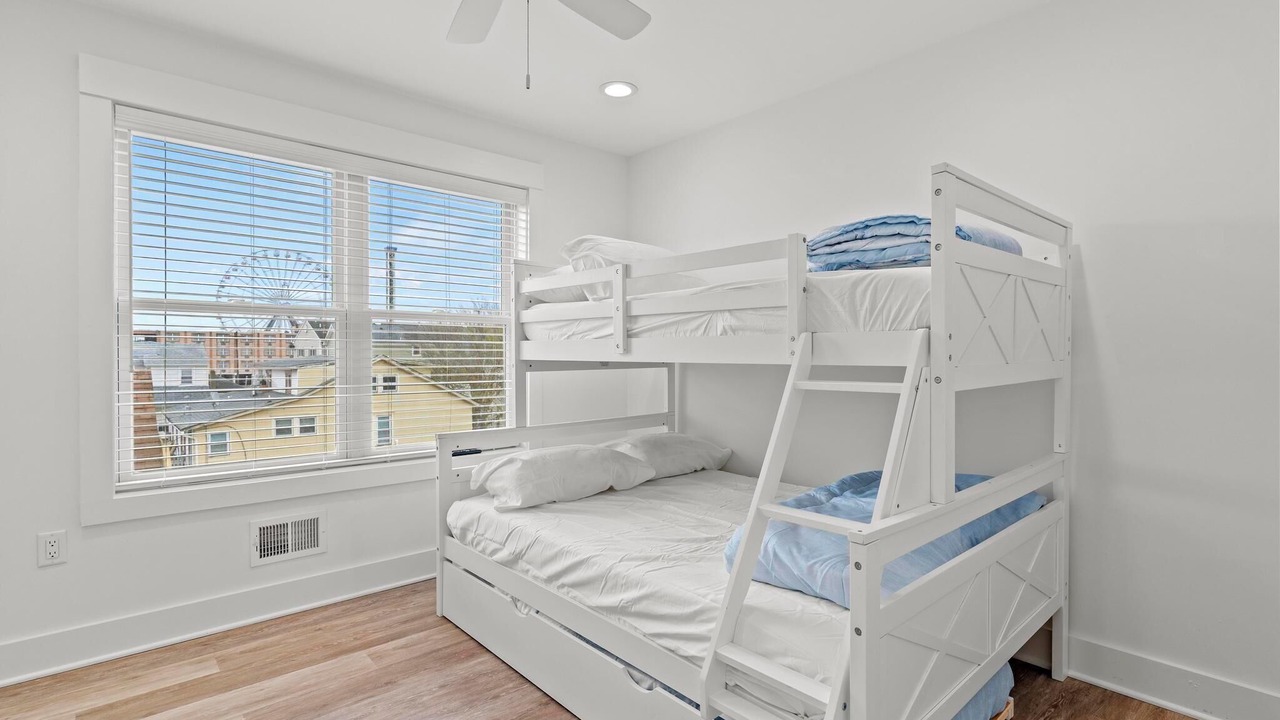 Photo of Bedroom in Seaside Heights
