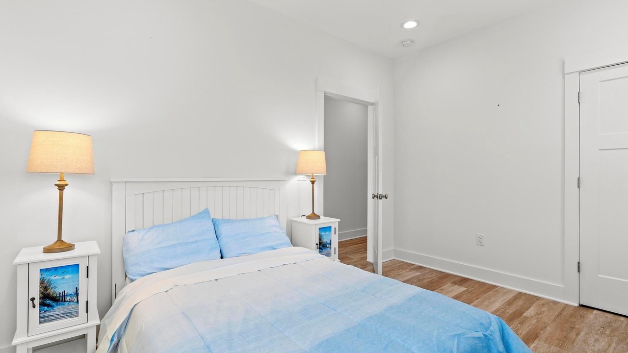 Photo of Bedroom in Seaside Heights