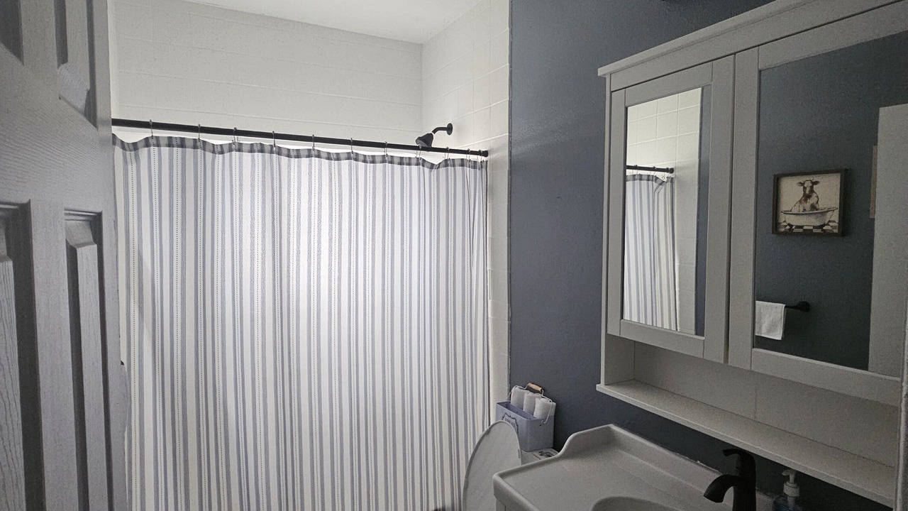 Photo of Bathroom in Benton Park